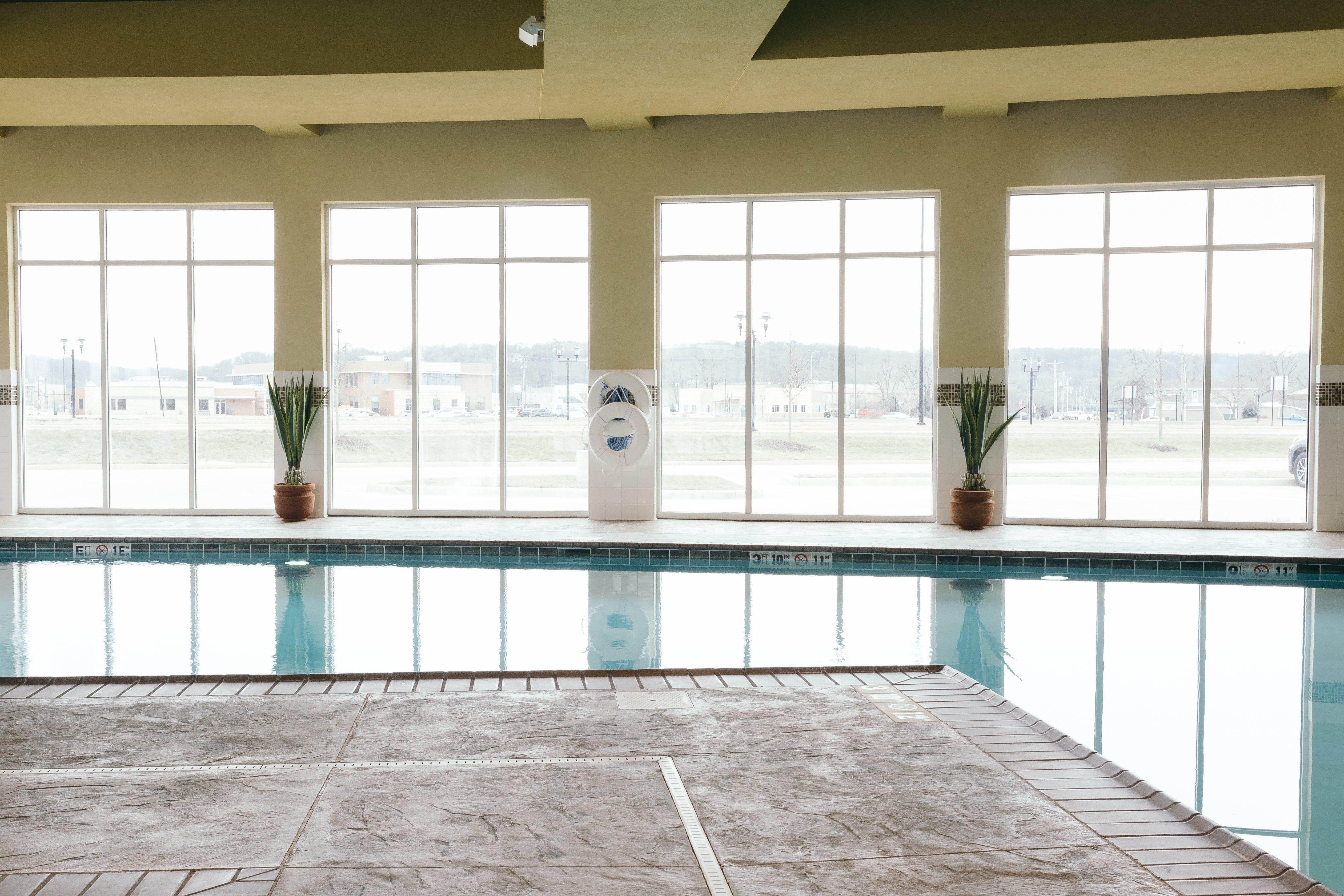 Holiday Inn And Suites East Peoria By Ihg מראה חיצוני תמונה