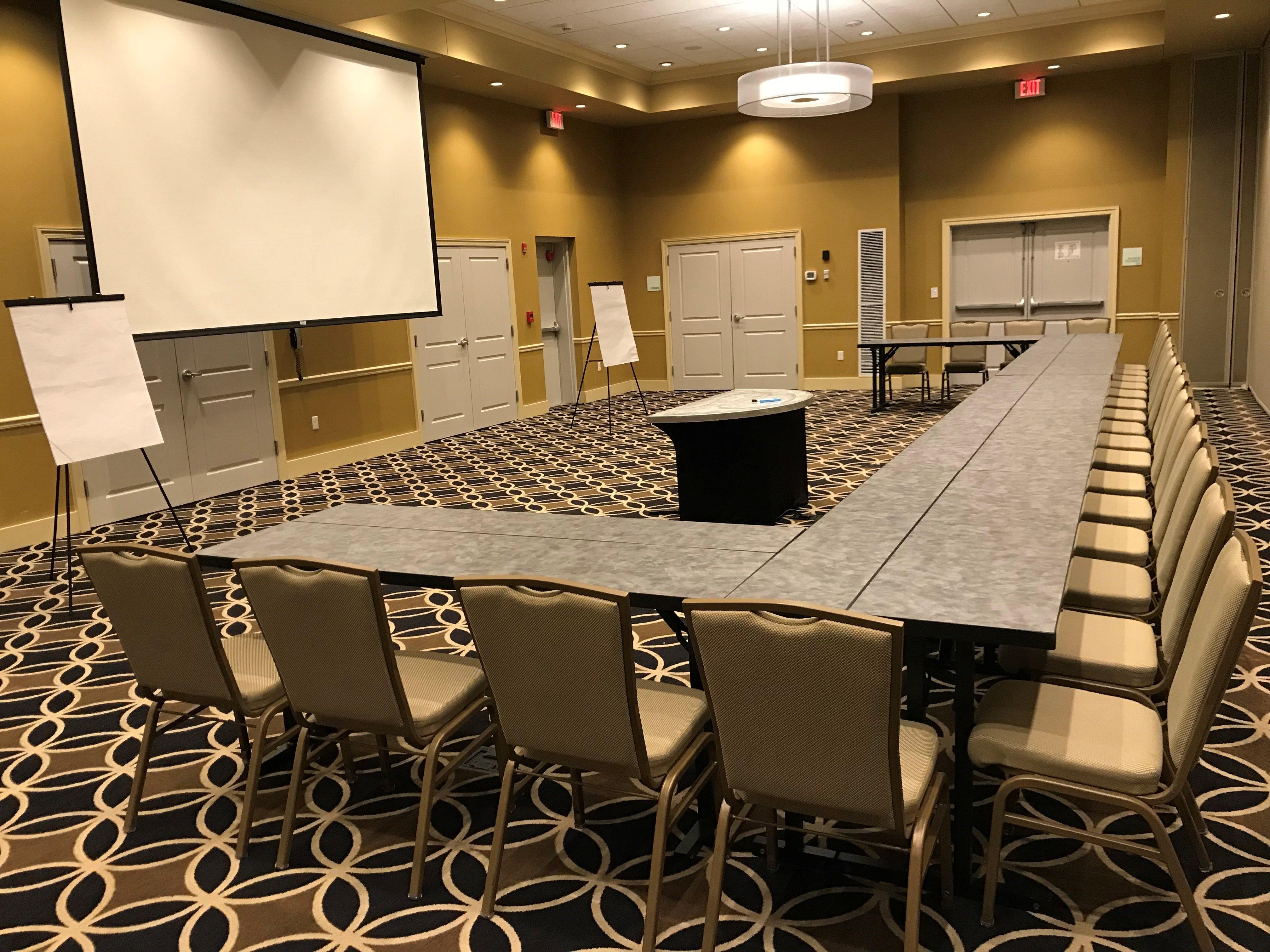 Holiday Inn And Suites East Peoria By Ihg מראה חיצוני תמונה