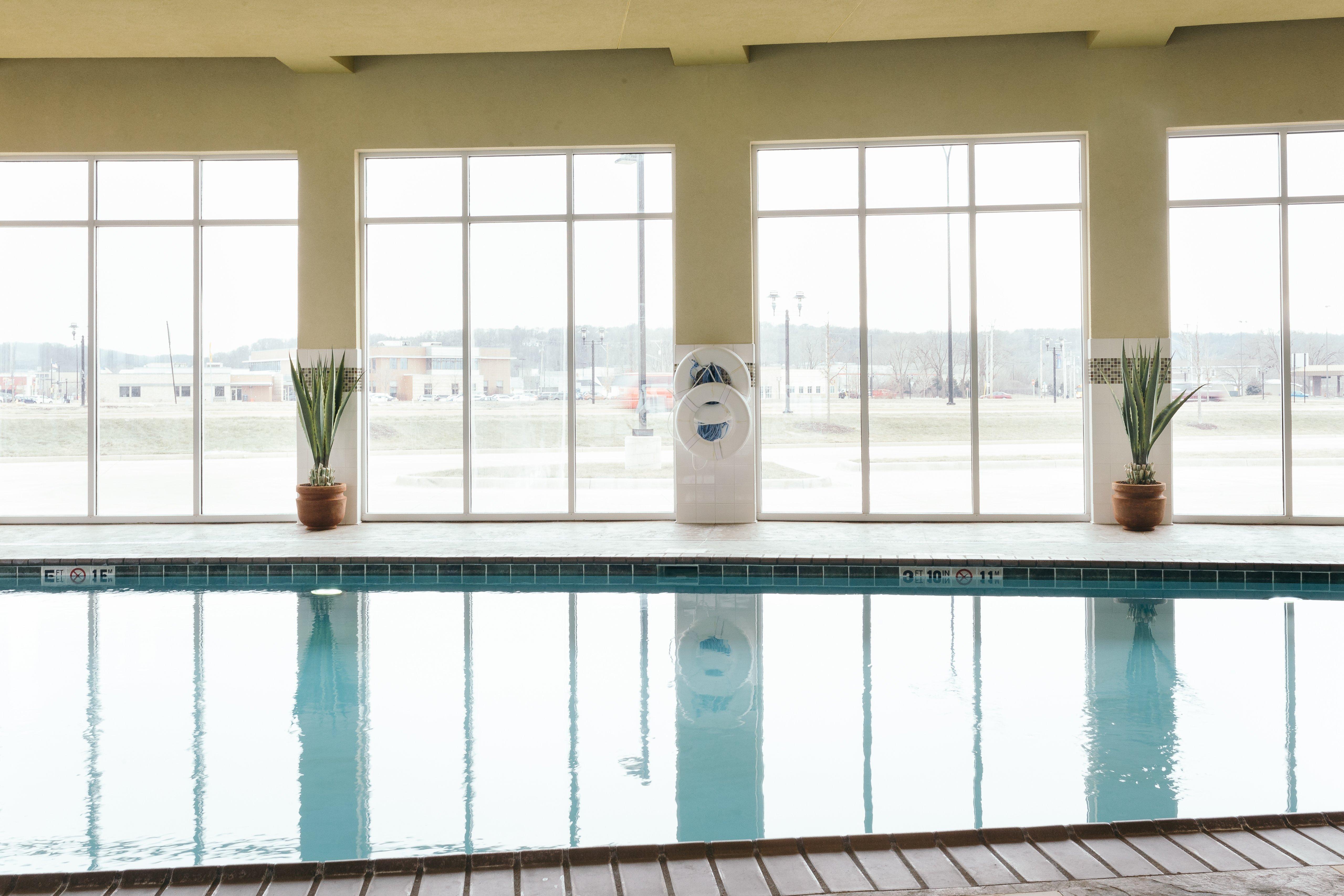 Holiday Inn And Suites East Peoria By Ihg מראה חיצוני תמונה