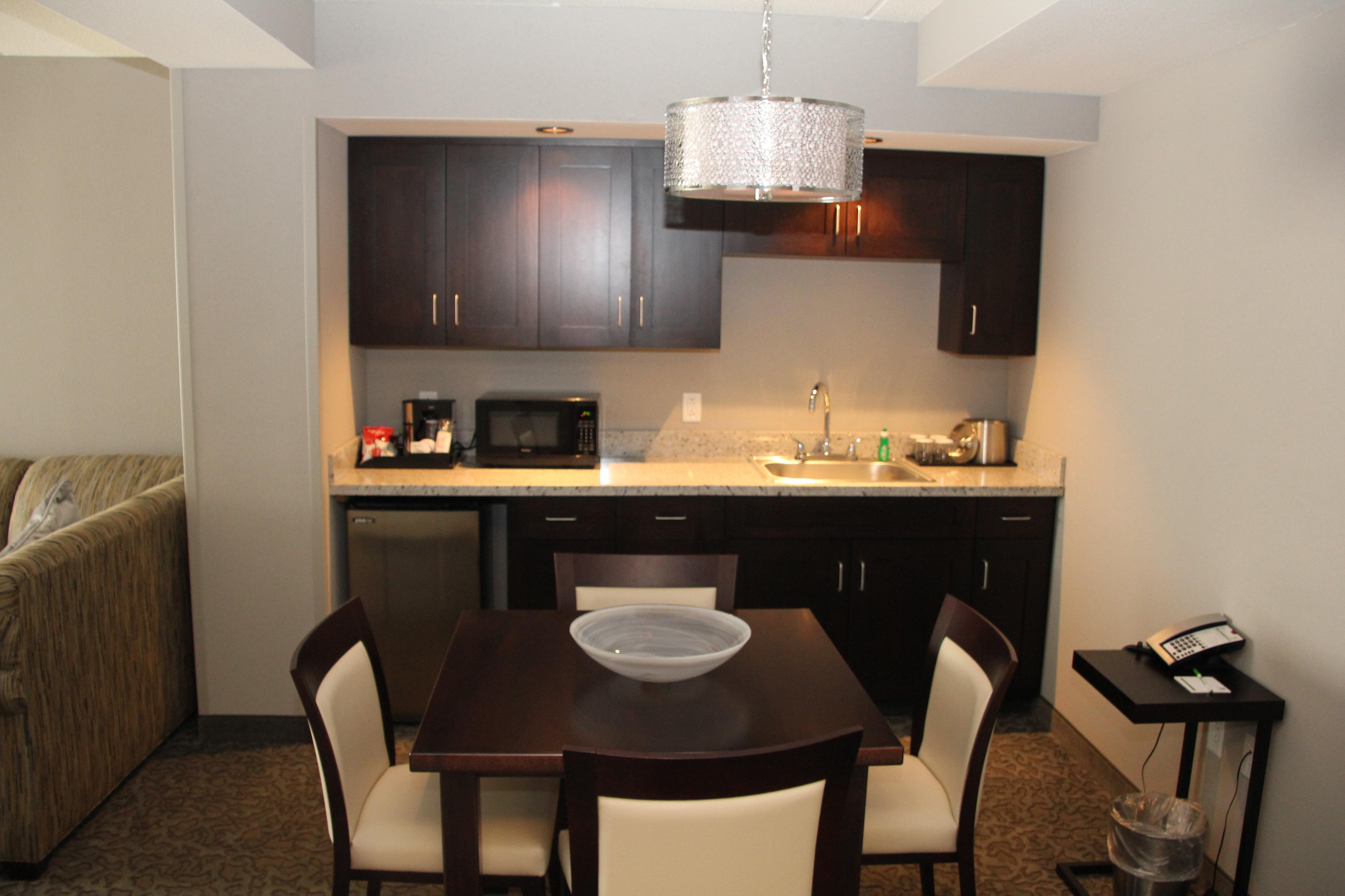 Holiday Inn And Suites East Peoria By Ihg מראה חיצוני תמונה