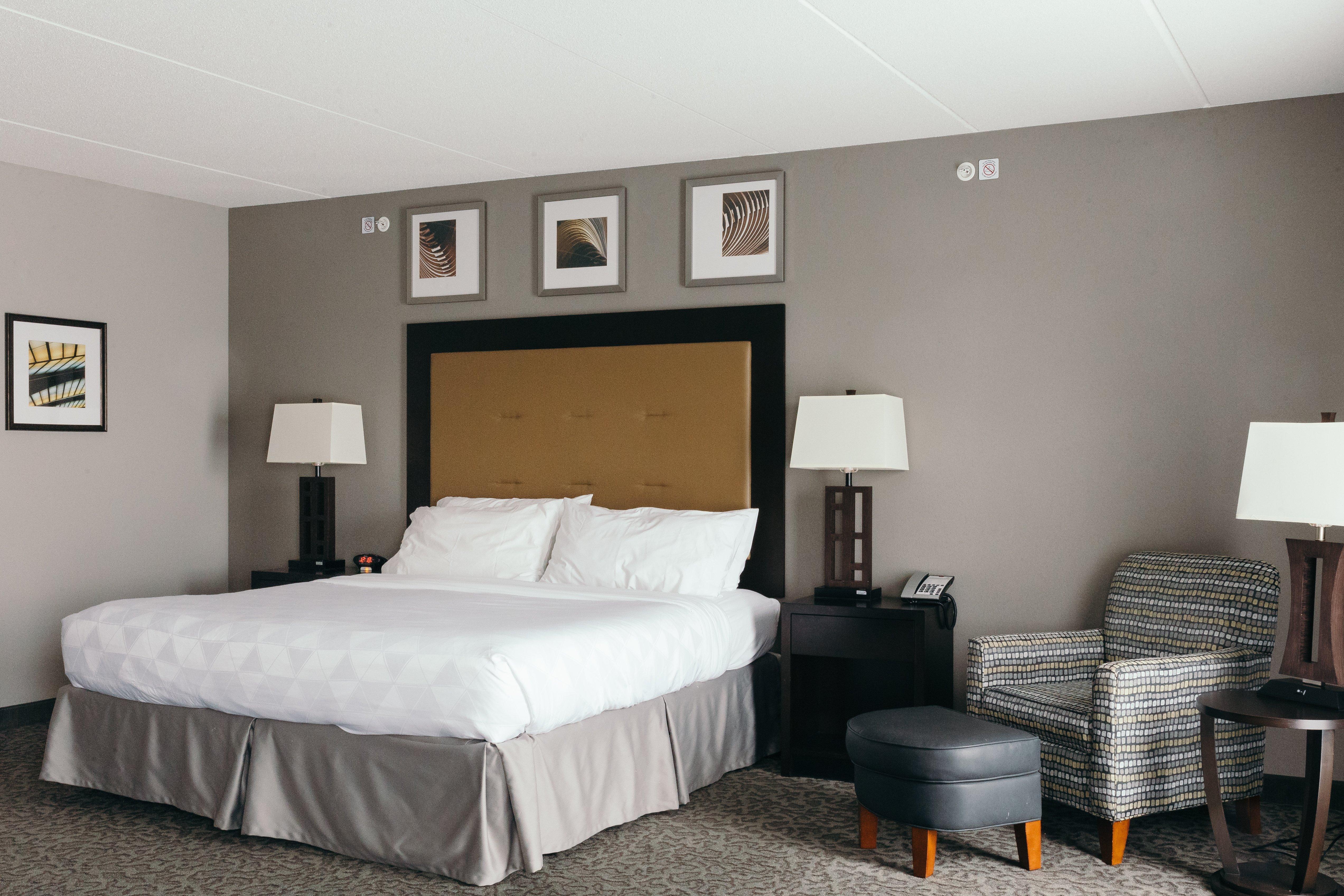 Holiday Inn And Suites East Peoria By Ihg מראה חיצוני תמונה