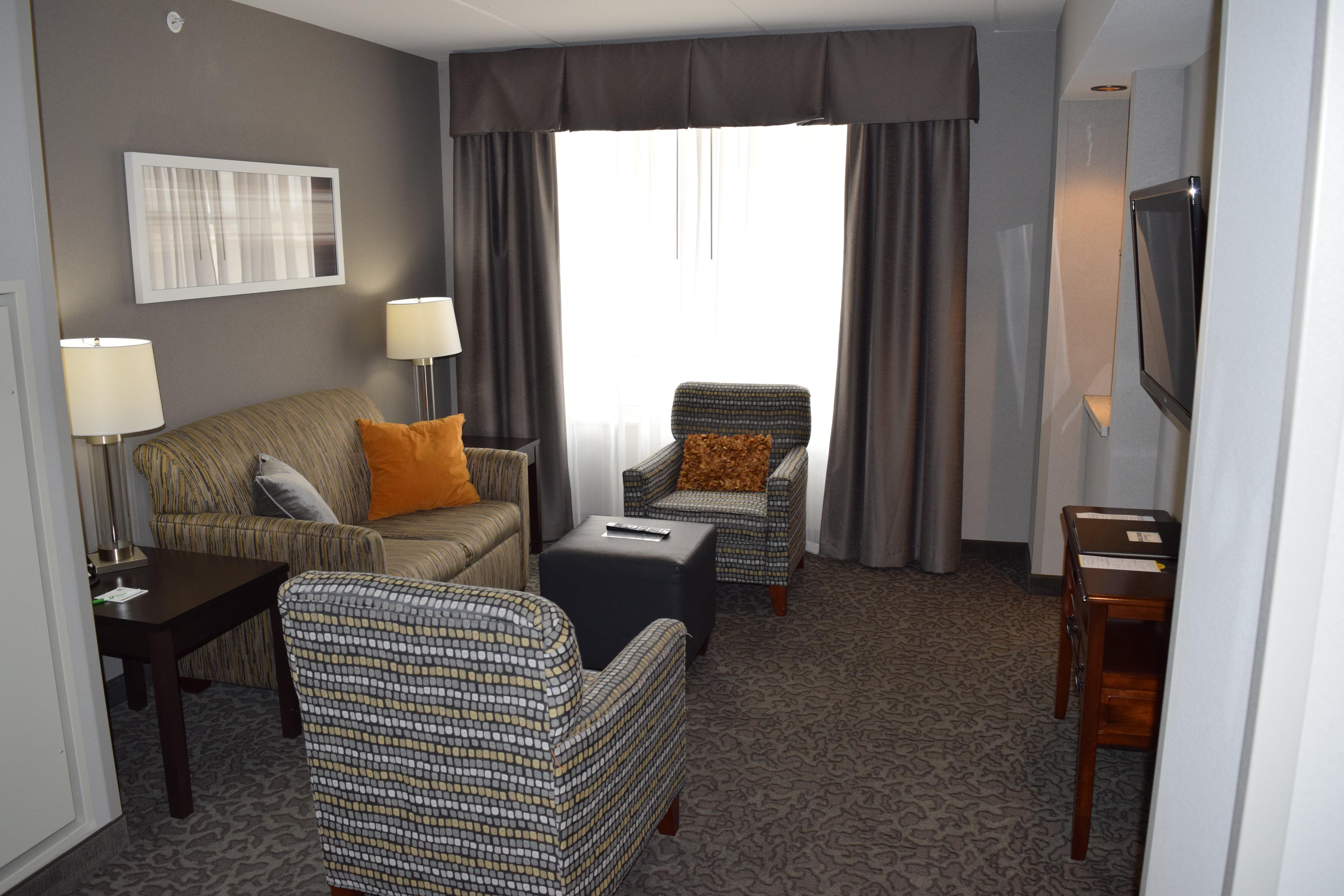 Holiday Inn And Suites East Peoria By Ihg מראה חיצוני תמונה
