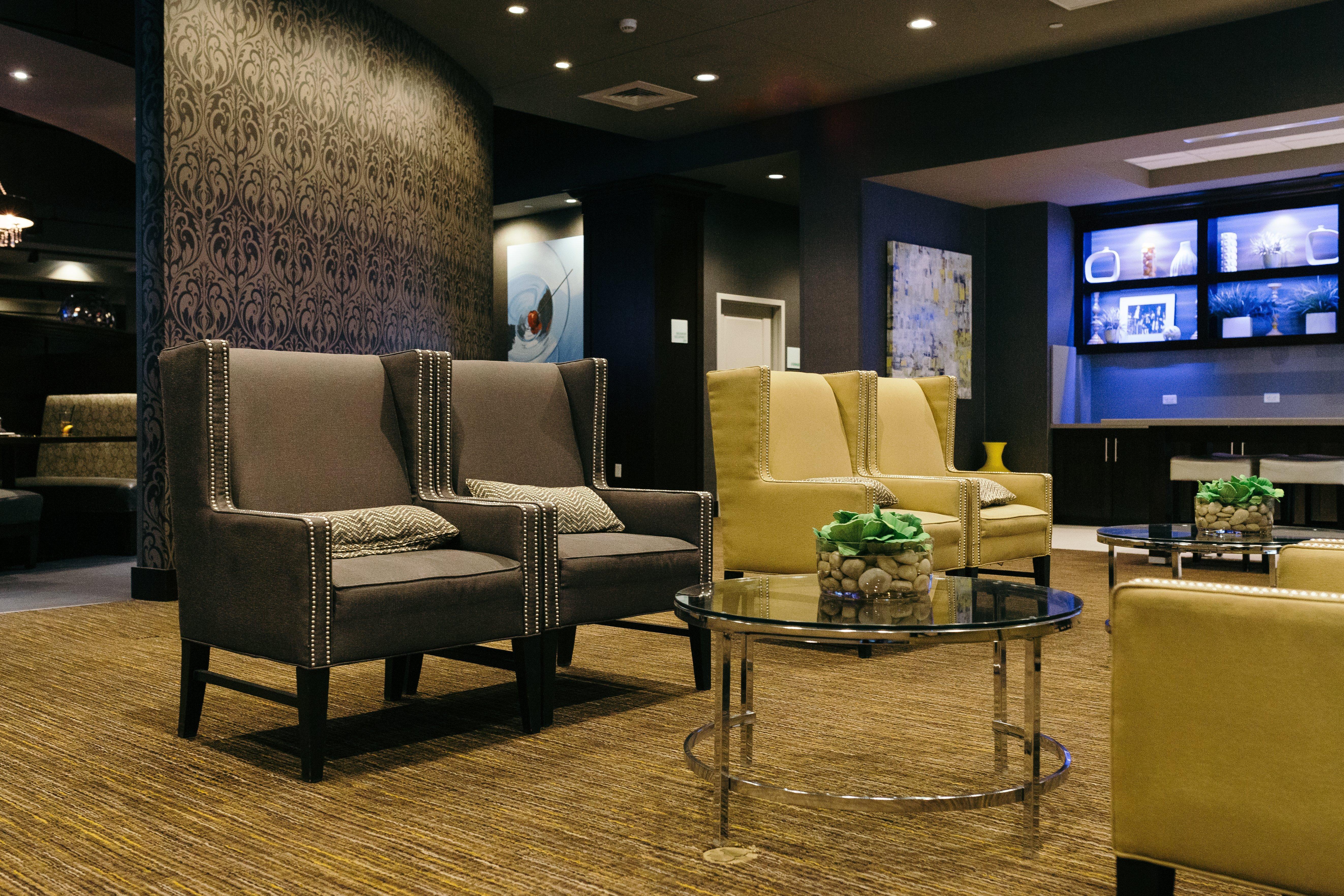 Holiday Inn And Suites East Peoria By Ihg מראה חיצוני תמונה